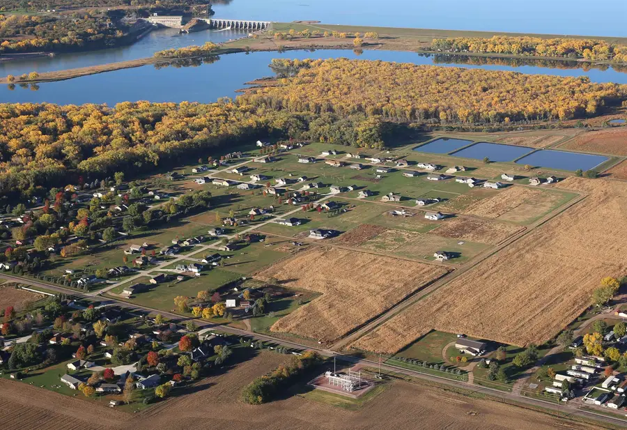 Address Withheld By Seller, Yankton, SD 57078 - Image #3