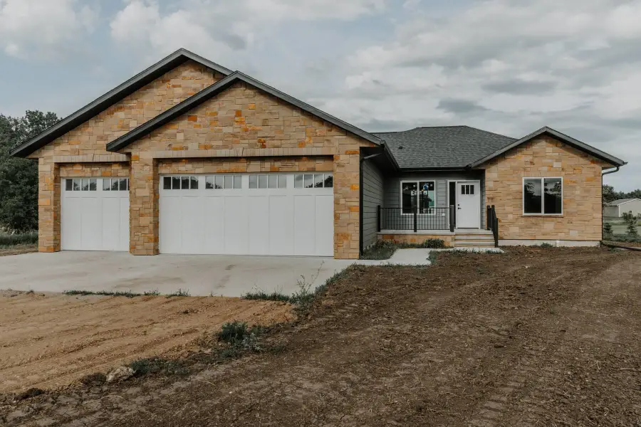 Address Withheld By Seller, Tyndall, SD 57066 - Image #2