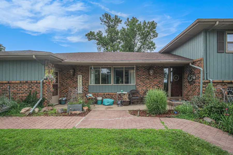 Address Withheld By Seller, Yankton, SD 57078 - Image #2