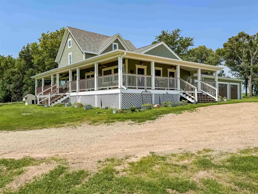 44543 291st Street, Viborg, SD 57070 - Image #2