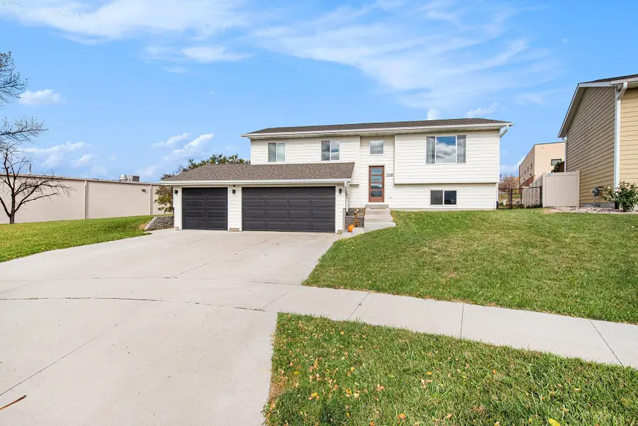 Address Withheld By Seller, Yankton, SD 57078 - Image #2