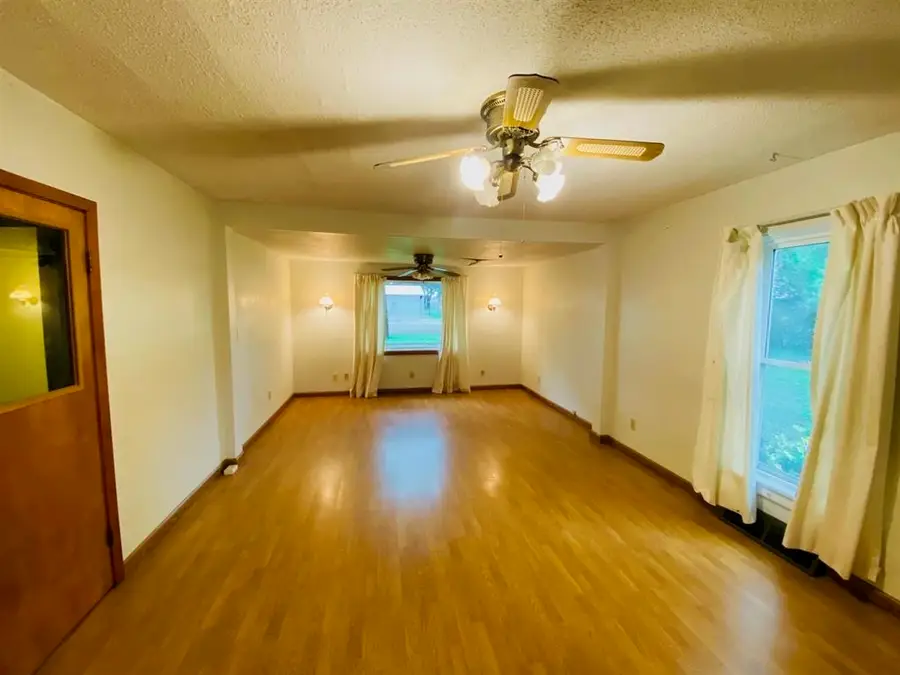 Address Withheld By Seller, Springfield, SD 57062 - Image #2