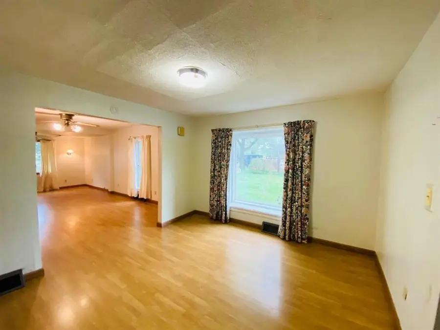 Address Withheld By Seller, Springfield, SD 57062 - Image #3