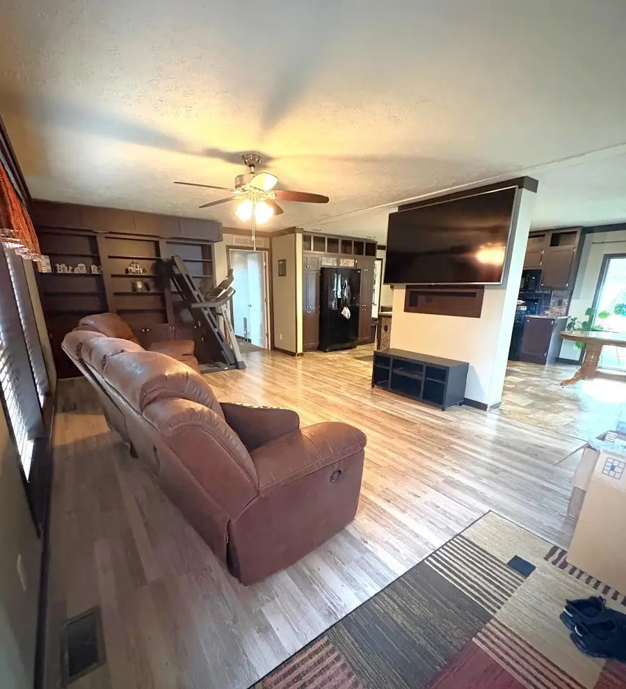 Address Withheld By Seller, Yankton, SD 57078 - Image #2