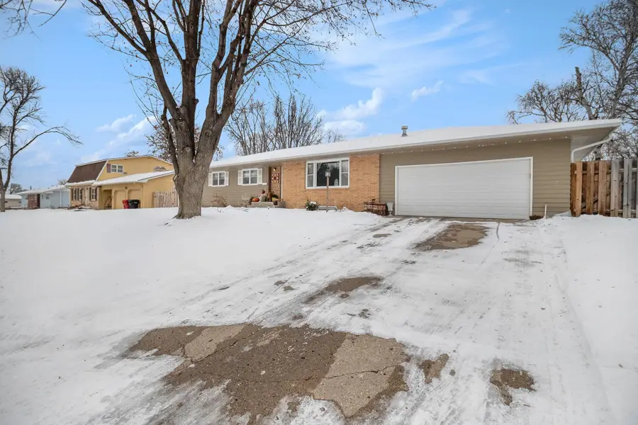 Address Withheld By Seller, Yankton, SD 57078 - Image #2