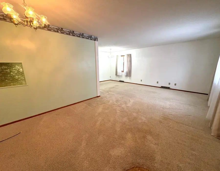 Address Withheld By Seller, Yankton, SD 57078 - Image #3