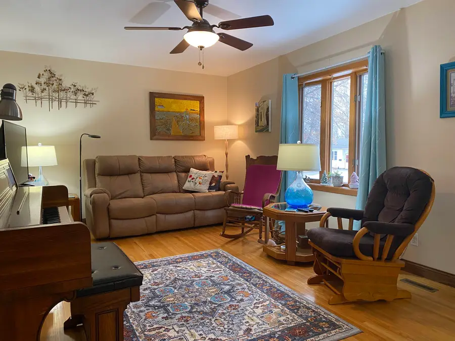 Address Withheld By Seller, Yankton, SD 57078 - Image #3