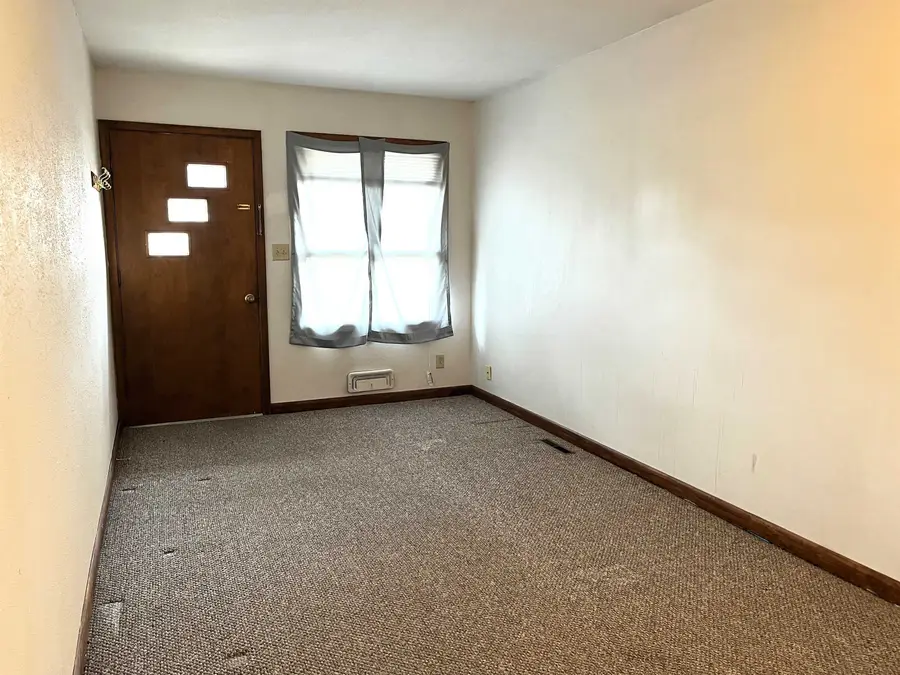 Address Withheld By Seller, Yankton, SD 57078 - Image #2