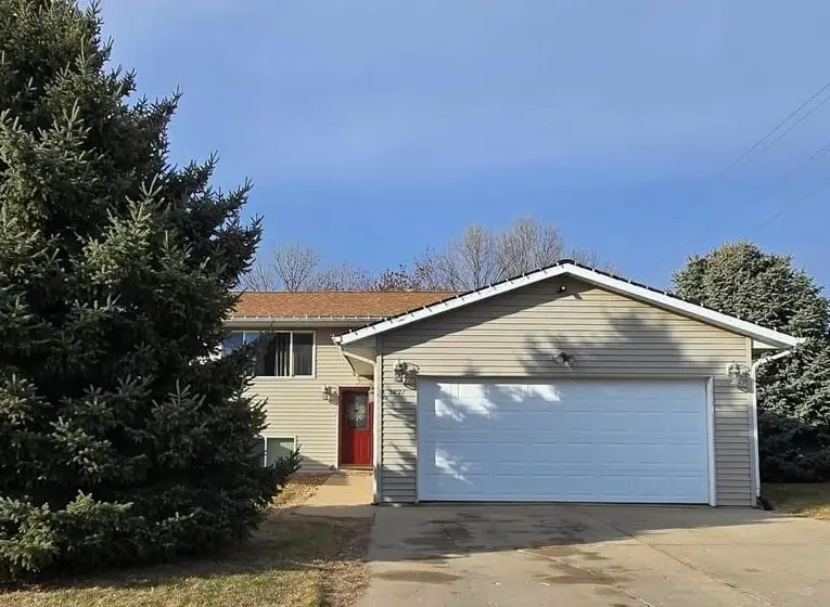 Address Withheld By Seller, Yankton, SD 57078 - Image #1