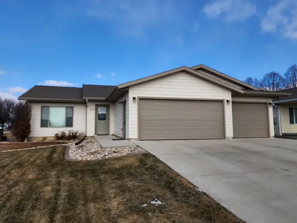 102 Cole, Yankton, SD 57078