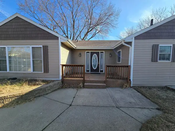 1200 E 15th Street, Yankton, SD 57078