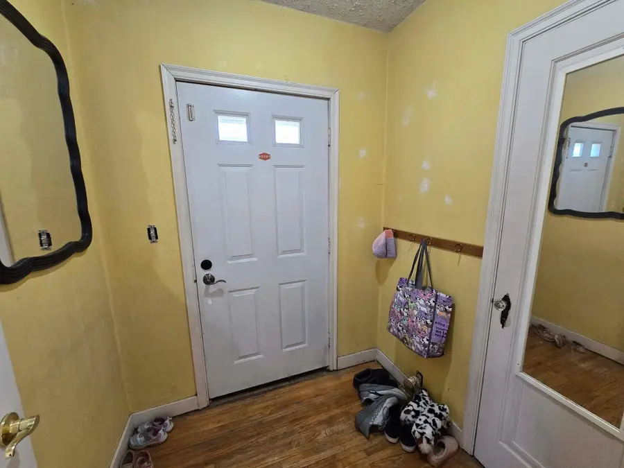 617 Maple Street, Yankton, SD 57078 - #3