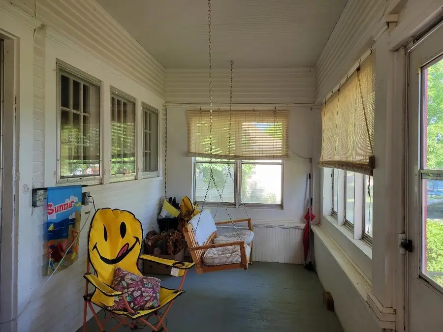 606 W 16th, Tyndall, SD 57066 - #3