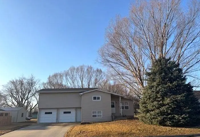 509 9th St., Springfield, SD 57062 - #1