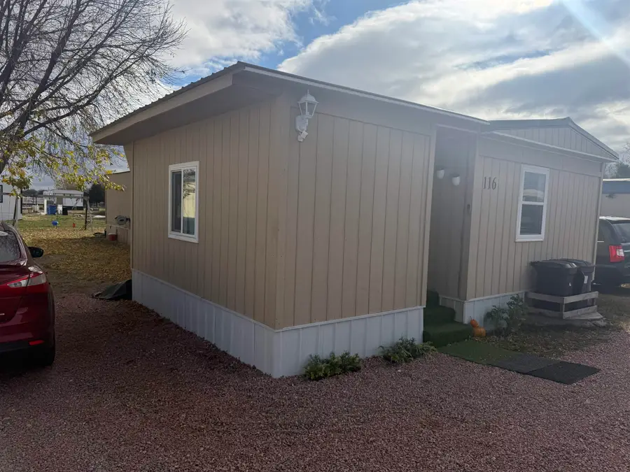 116 Sid St., Yankton, SD 57078 - #2