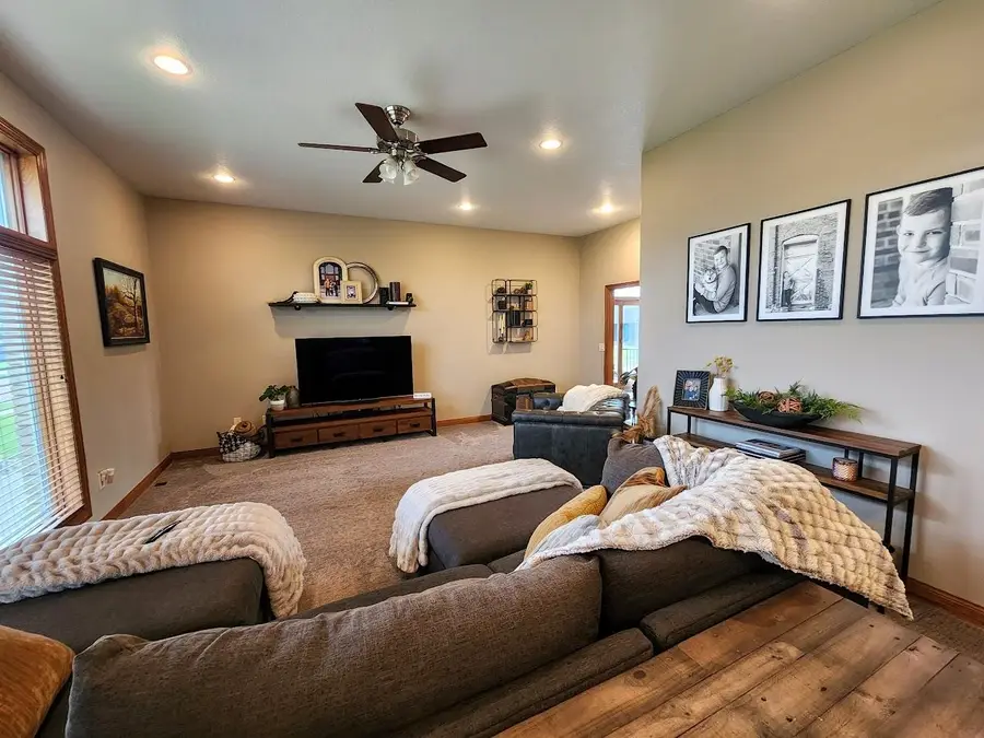 3008 Mulligan Dr., Yankton, SD 57078 - #3