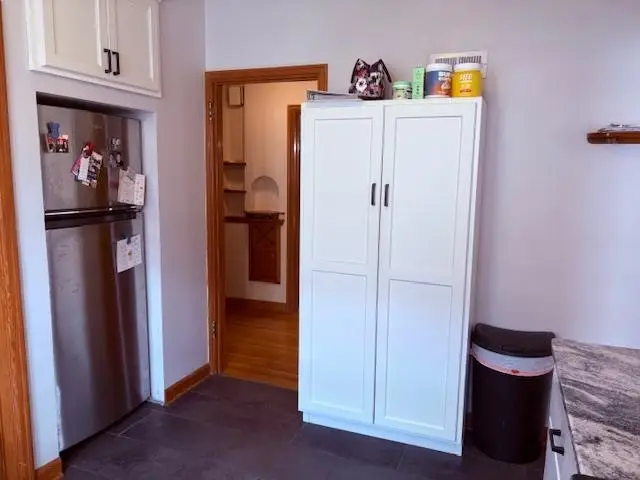 207 Locust St., Yankton, SD 57078 - #3