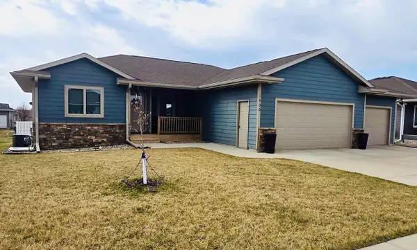 1530 Joseph Circle, Yankton, SD 57078