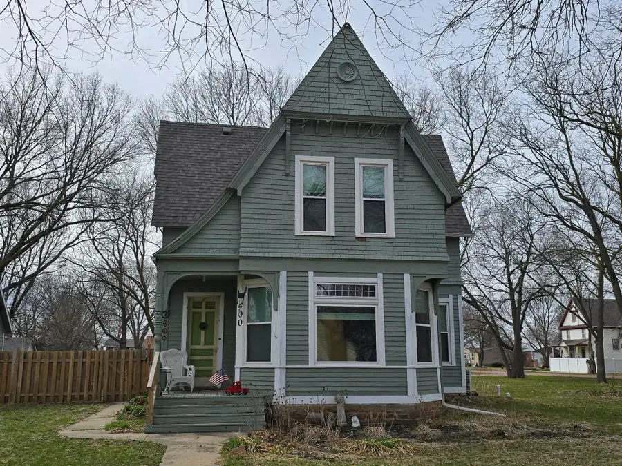 400 Kingsbury Street, Gayville, SD 57031 - #2