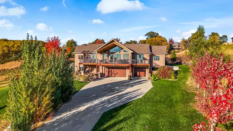 115 Starboard Street, Yankton, SD 57078 - #3