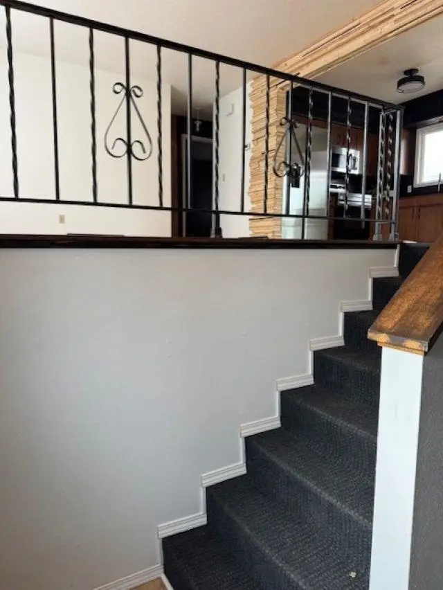 1410 Ivy St., Tyndall, SD 57066 - #3