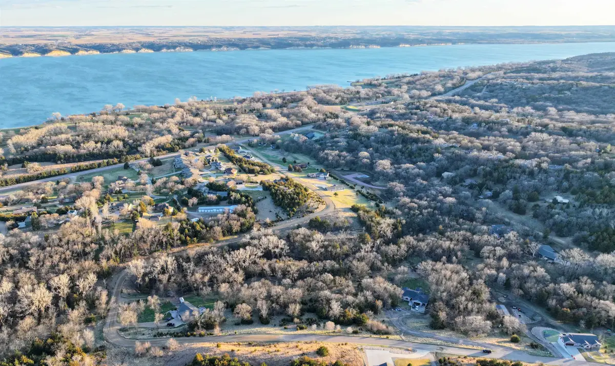 Lot 18 Baycliffe Dr, Yankton, SD 57078 - #1