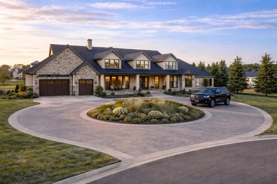 3003 Wedgewood Dr, Yankton, SD 57078 - #3