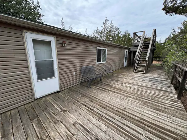 21 Ash St., Crofton, NE 68730