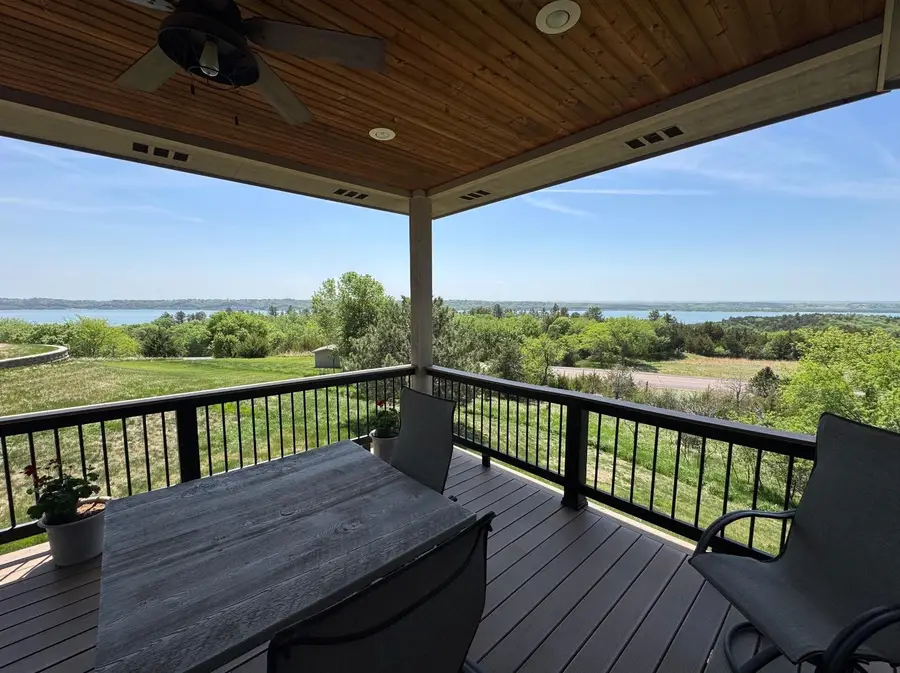 148 Signal Hill, Yankton, SD 57078 - #2