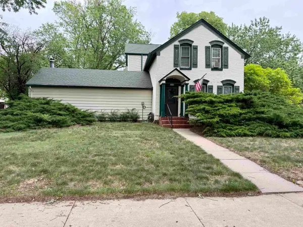 1200 Douglas Ave, Yankton, SD 57078
