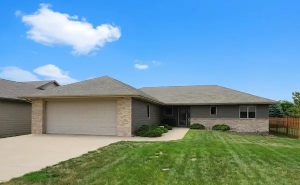 2701 Abbott, Yankton, SD 57078