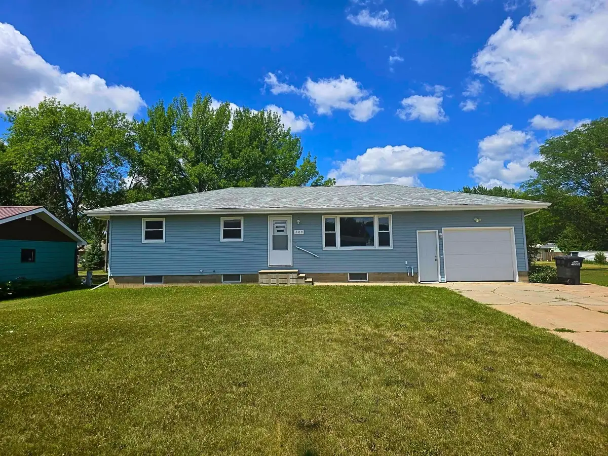209 S Pine, Menno, SD 57045 - #1