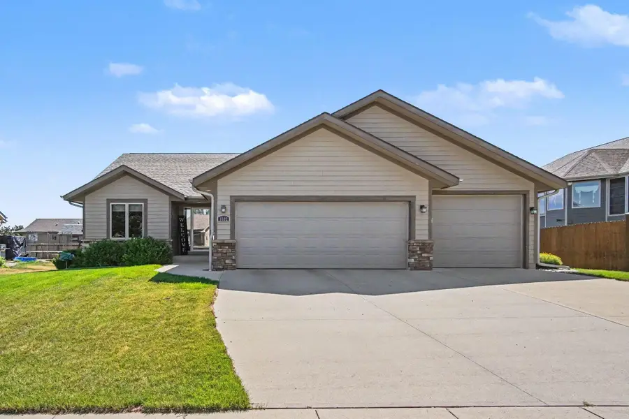 1802 W Street, Yankton, SD 57078 - #2