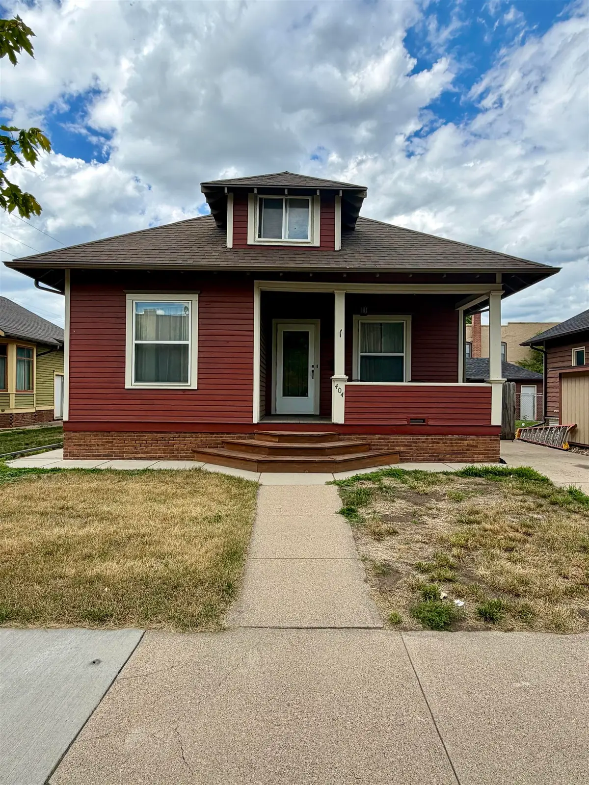 404 W 5th, Yankton, SD 57078 - #1