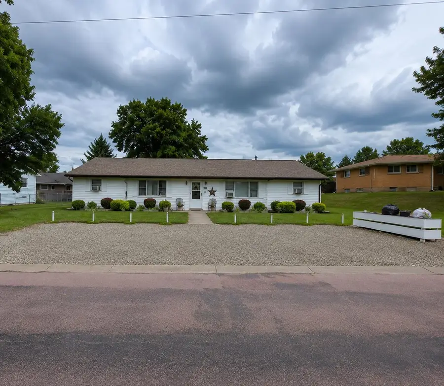 604 S Broadway, Bloomfield, NE 68718 - #3