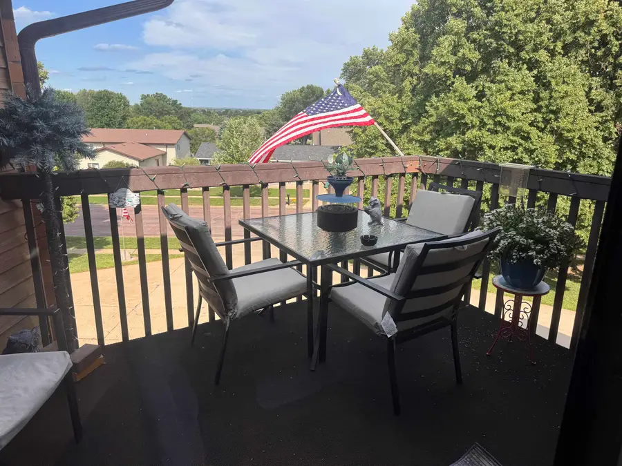 2505 Capitol #301, Yankton, SD 57078 - #2