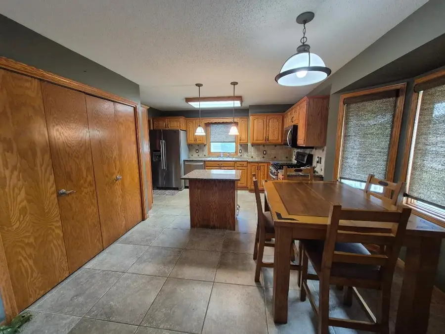 2208 Valley Rd., Yankton, SD 57078 - #3