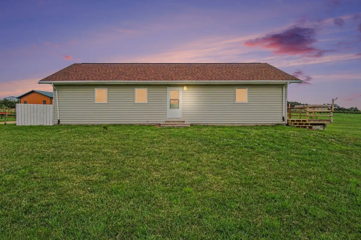 42577 Song Bird Rd, Tabor, SD 57063 - #1