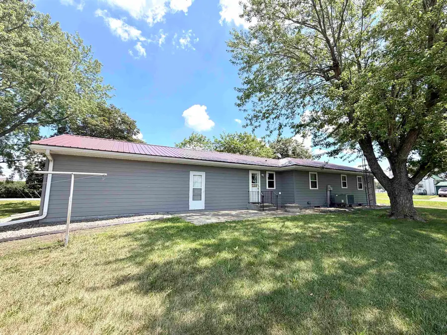 2106 Main, Tyndall, SD 57066 - #2