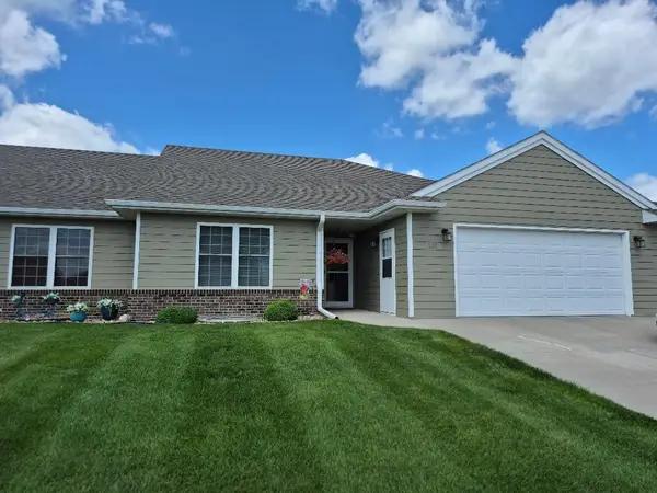 620 Sawgrass St, Yankton, SD 57078