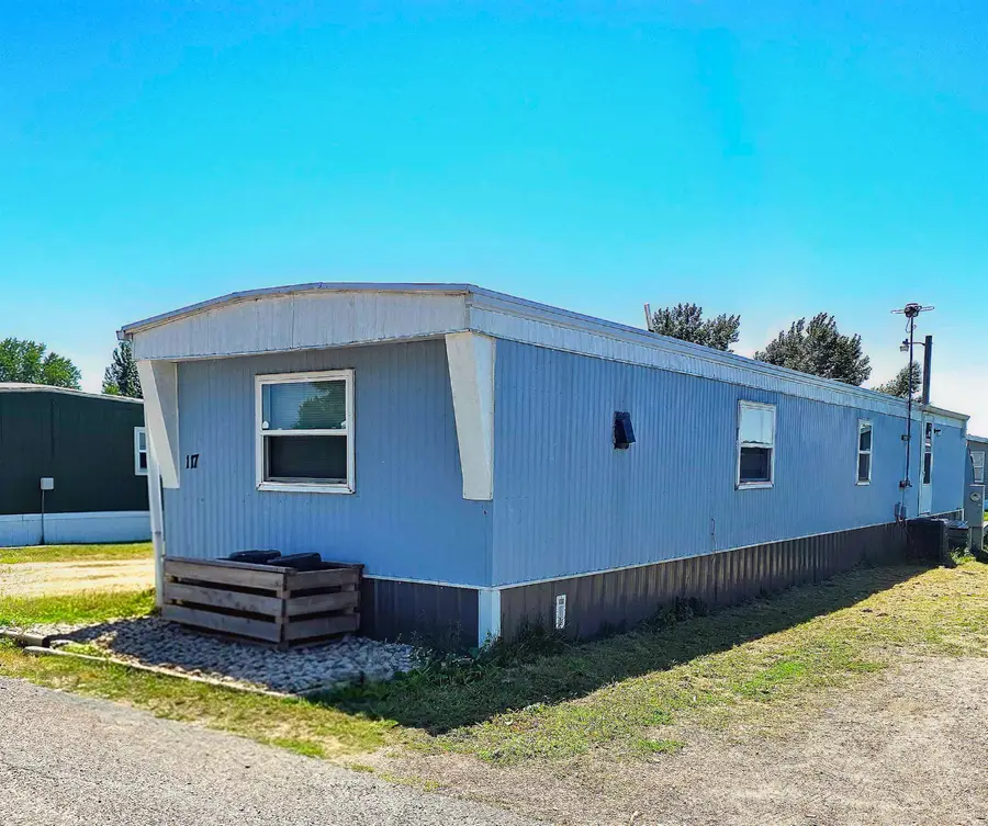 117 Sid St, Yankton, SD 57078 - #3