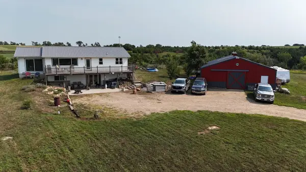 45704 308th St, Wakonda, SD 57073