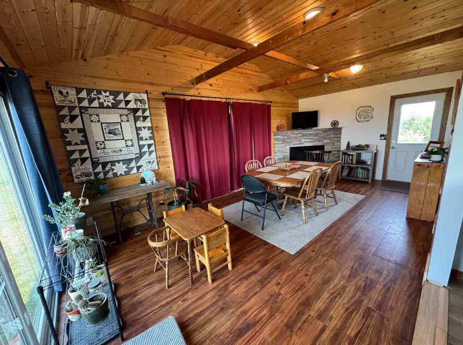 45704 308th St, Wakonda, SD 57073 - #3