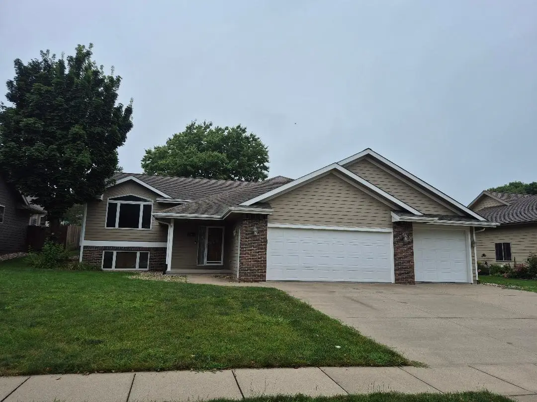 1507 West St., Yankton, SD 57078 - #1