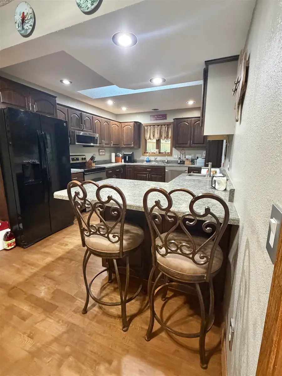 114 Lakeview Ter, Yankton, SD 57078 - #3