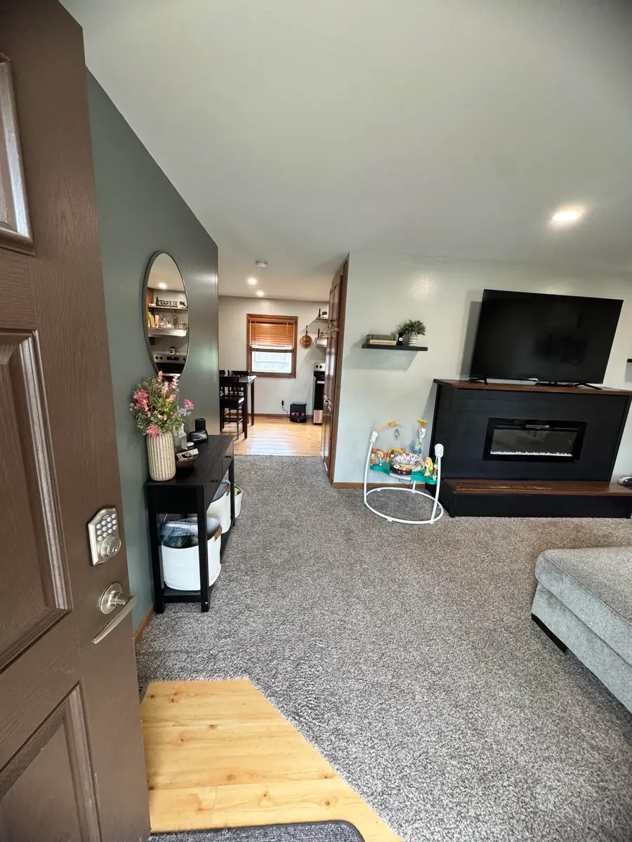 603 Burgess Rd., Yankton, SD 57078 - #2