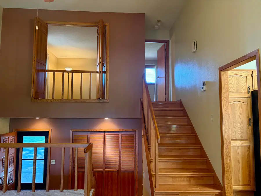 316 E 25th, Yankton, SD 57078 - #2