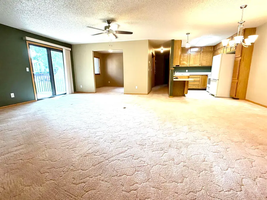 2505 Capitol #203, Yankton, SD 57078 - #2