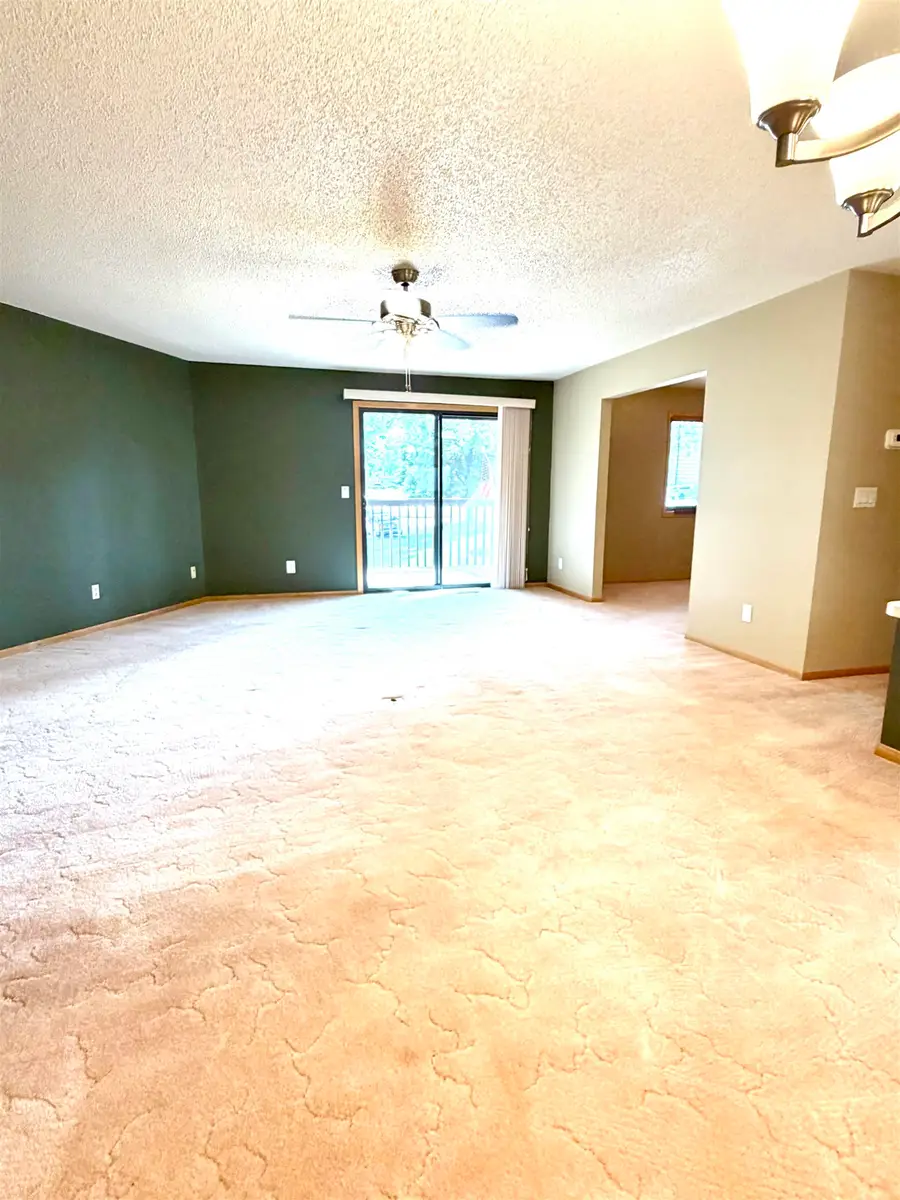 2505 Capitol #203, Yankton, SD 57078 - #3