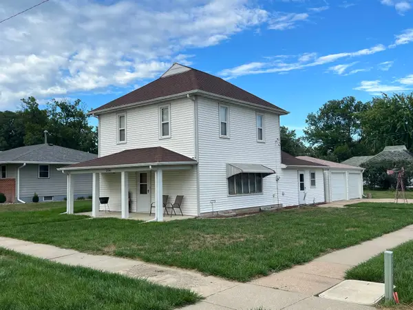 314 S 1st St., Bloomfield, NE 68718